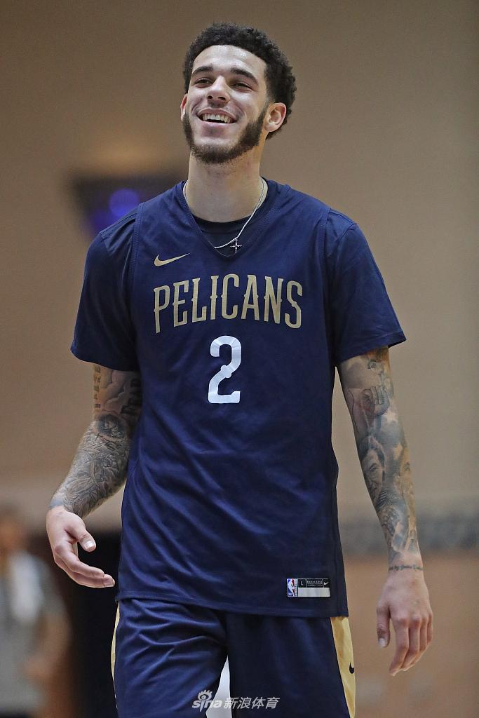 保罗・乔治领衔众球星继续备战