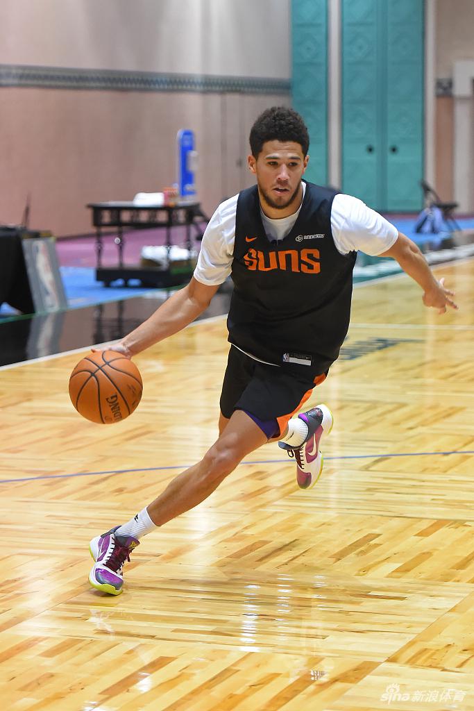 卡哇伊泡椒领衔NBA球员训练备战复赛