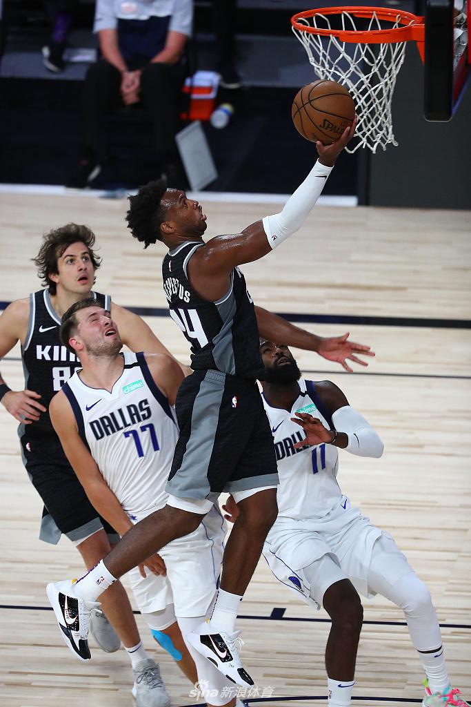 [NBA常规赛]独行侠114-110国王 东契奇砍大号三双