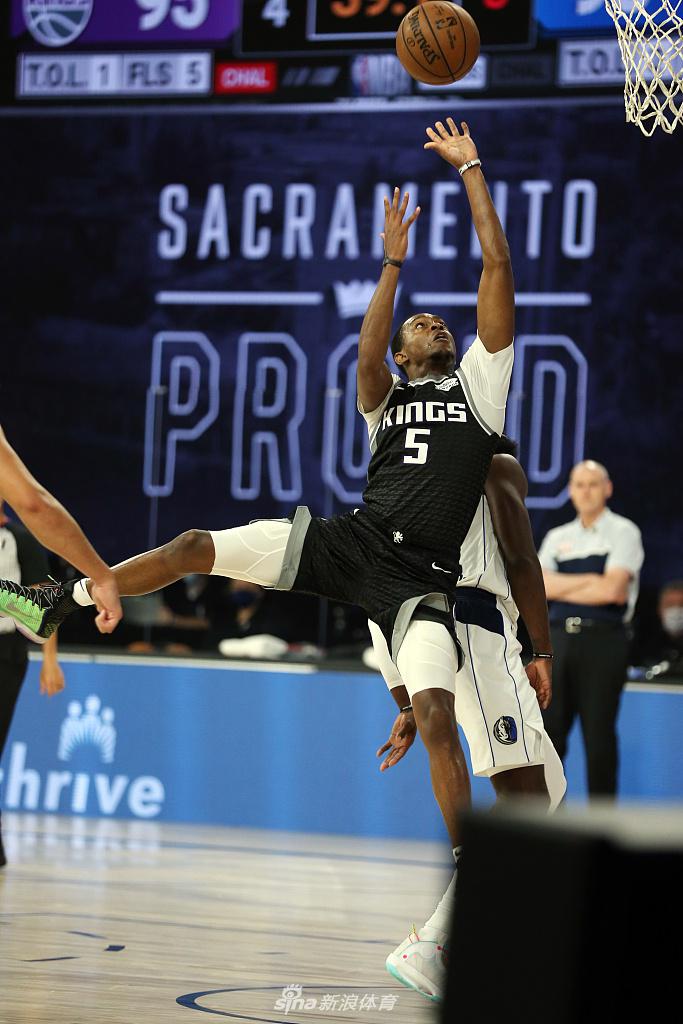 [NBA常规赛]独行侠114-110国王 东契奇砍大号三双