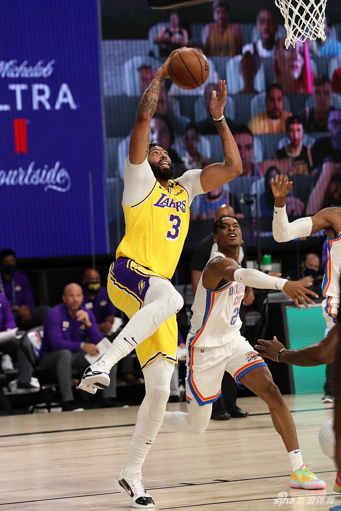 [NBA常规赛]雷霆105-86湖人 保罗21分力压詹姆斯