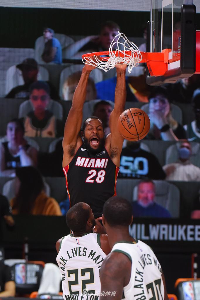 [NBA常规赛]雄鹿23分大逆转热火 锁定东部第一