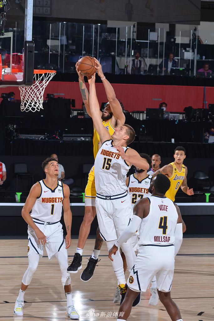 [NBA]掘金121-124湖人 库兹马3分绝杀詹皇29+12