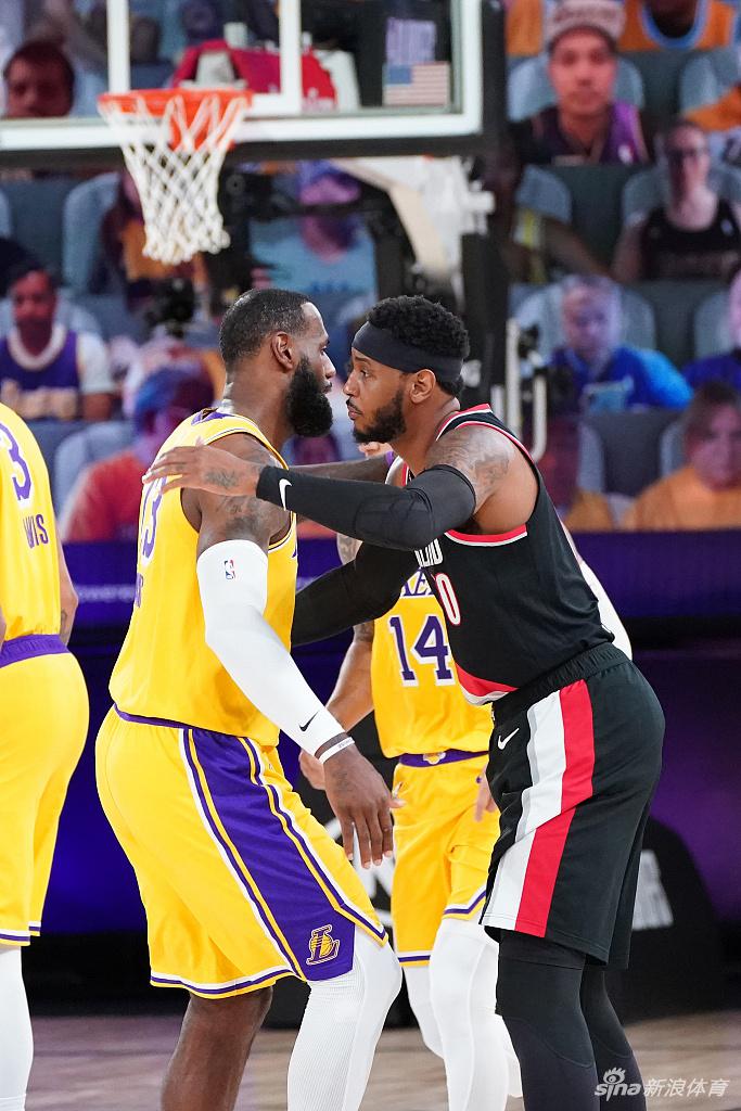 [NBA季后赛]开拓者100-93湖人 利拉德34分力压詹姆斯