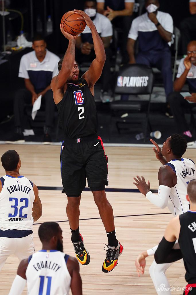 [NBA季后赛]独行侠127-114快船 东契奇28分总分1-1