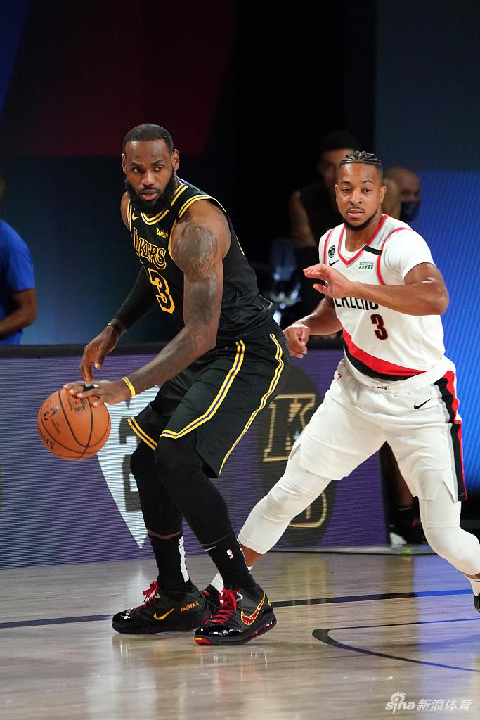 [NBA季后赛]湖人135-115开拓者 总分3-1