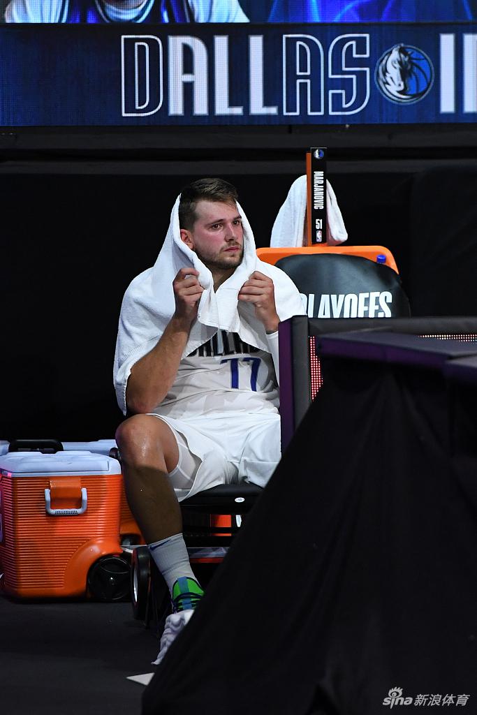 [NBA季后赛]快船总分4-2淘汰独行侠晋级