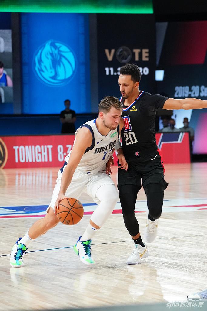[NBA季后赛]快船总分4-2淘汰独行侠晋级