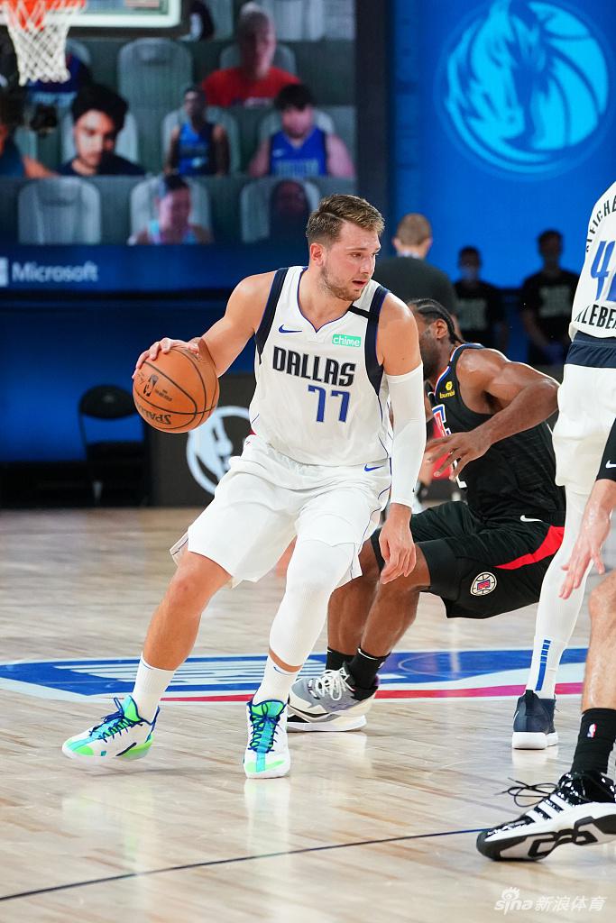 [NBA季后赛]快船总分4-2淘汰独行侠晋级