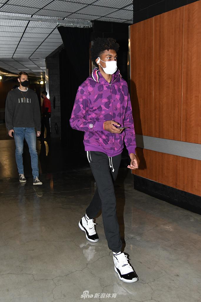 [NBA常规赛]森林狼91-127湖人