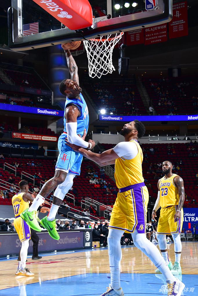 [NBA]湖人117-100火箭 詹姆斯砍26+8