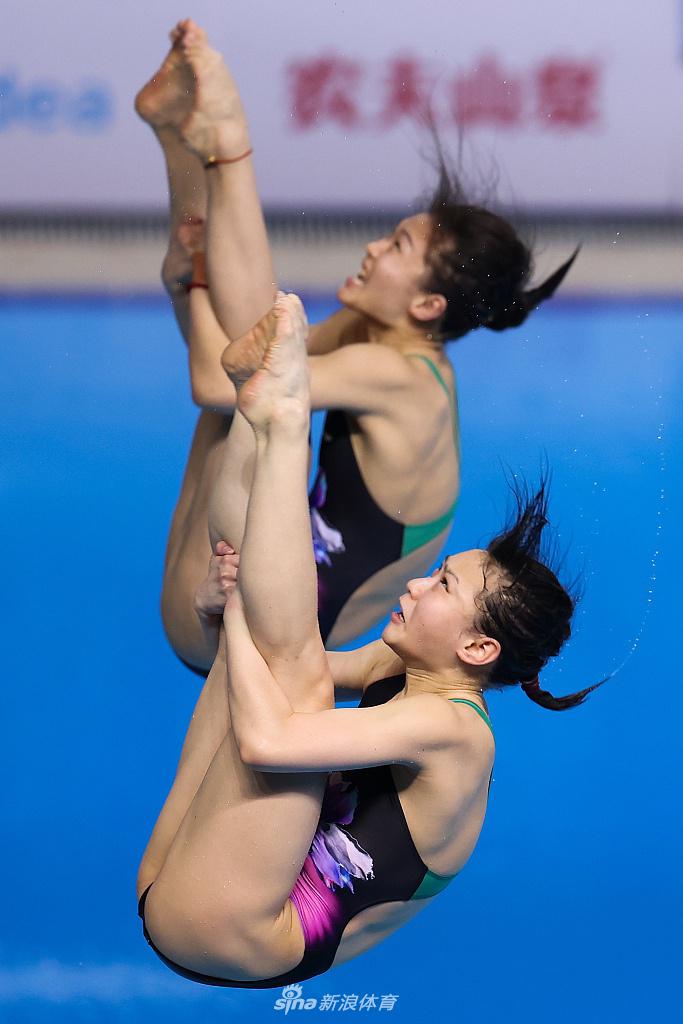 2021东京奥运会跳水选拔赛首日：陈艾森/曹缘领衔10米台摘金