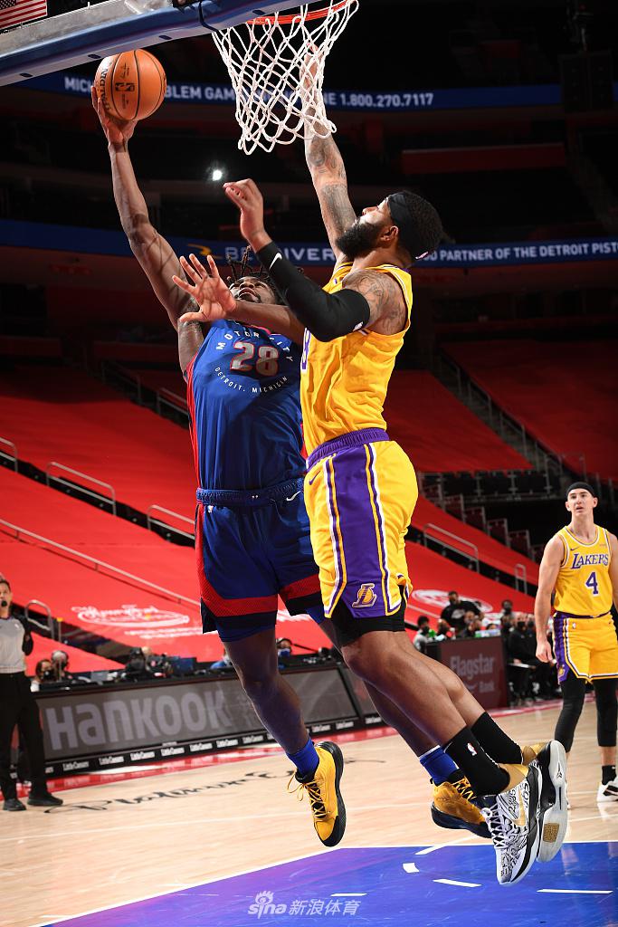 [NBA常规赛]湖人92-107活塞