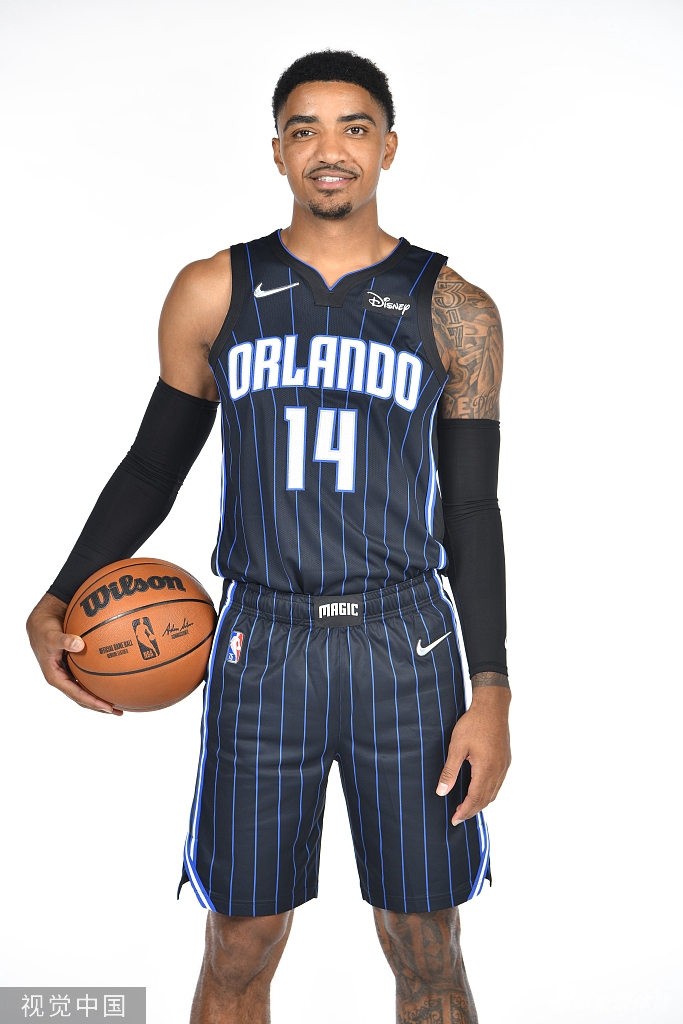 魔术队拍摄新赛季官方写真