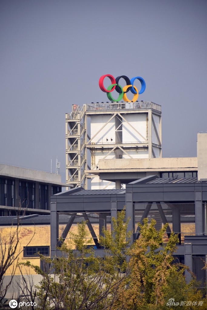 奥运五环标识喜迎冬奥倒计时100天