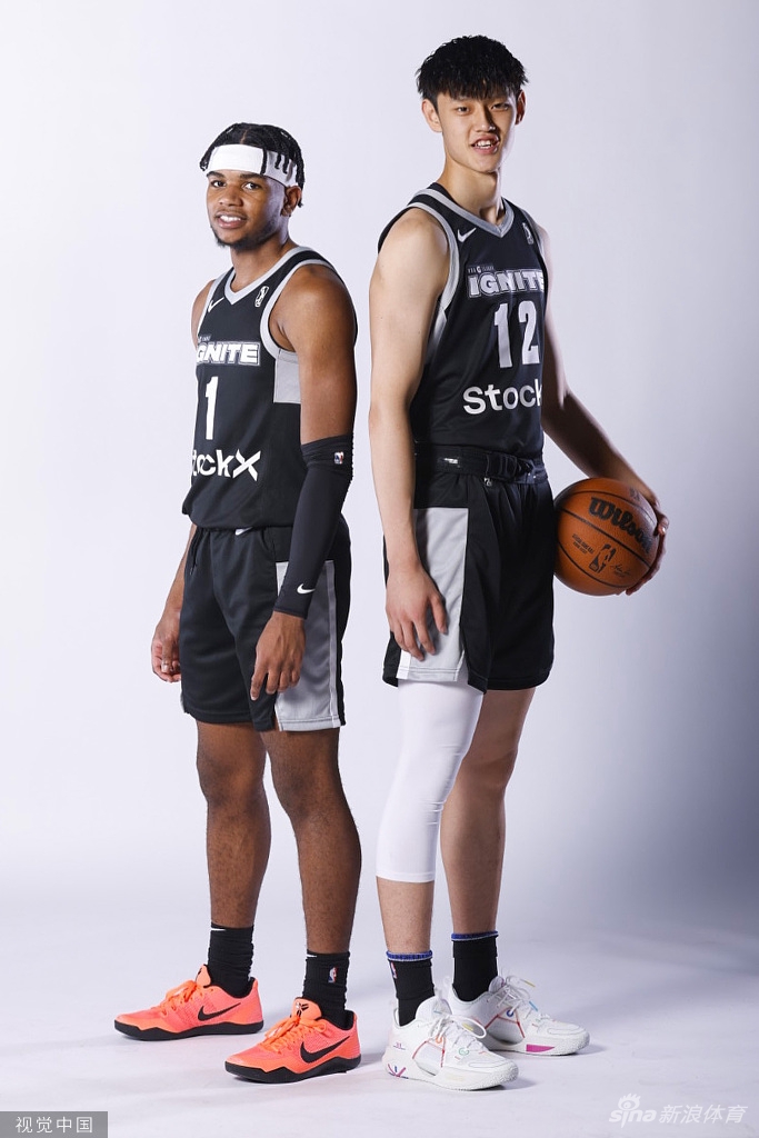 曾凡博出战NBA发展联盟 8分钟0分4篮板