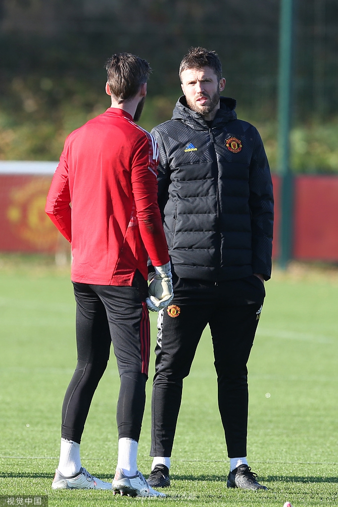 索尔斯克亚下课后曼联首训 卡里克带队