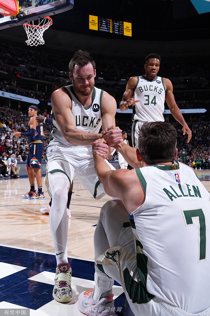 [NBA常规赛]雄鹿120-109掘金