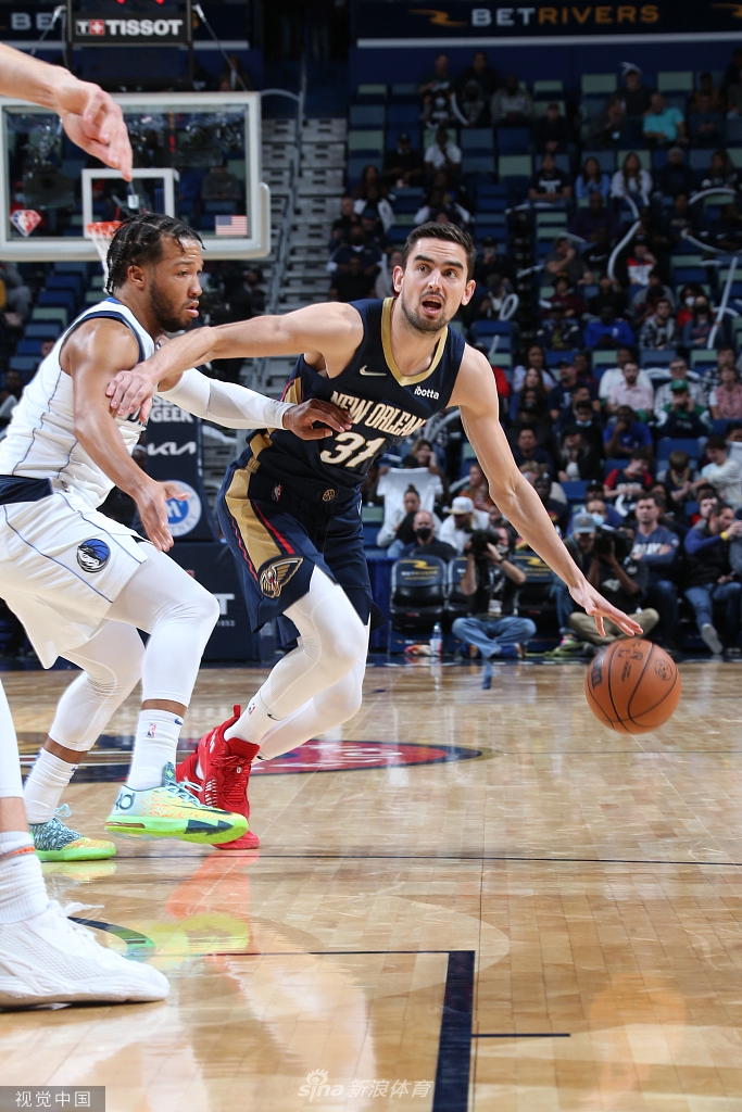 [NBA常规赛]独行侠139-107鹈鹕