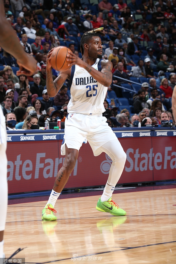 [NBA常规赛]独行侠139-107鹈鹕