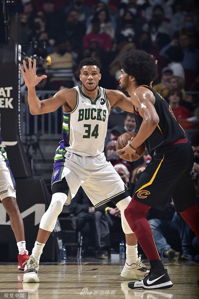 [NBA常规赛]雄鹿99-115骑士