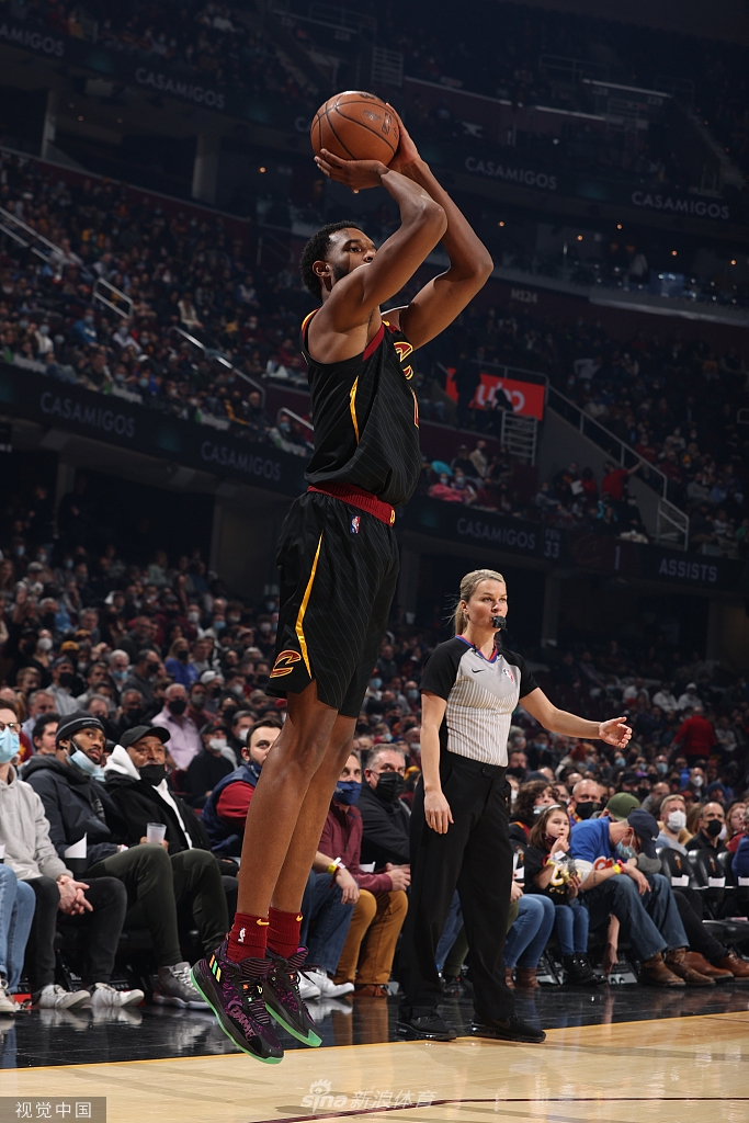 [NBA常规赛]雄鹿99-115骑士