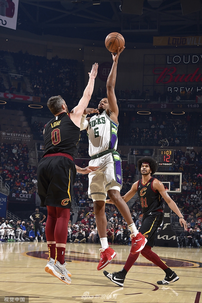 [NBA常规赛]雄鹿99-115骑士