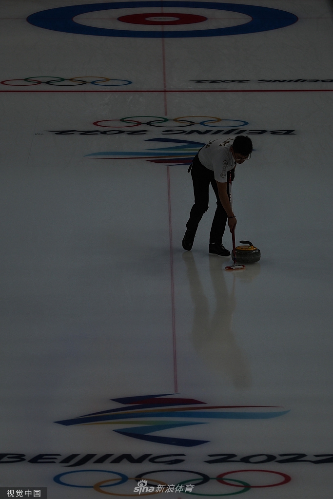 6连败！混双冰壶范苏圆/凌智4-8负意大利