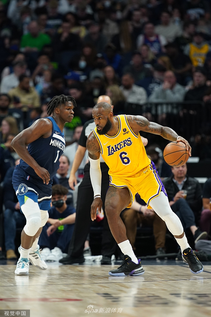 [NBA]湖人104-124森林狼 詹姆斯19分