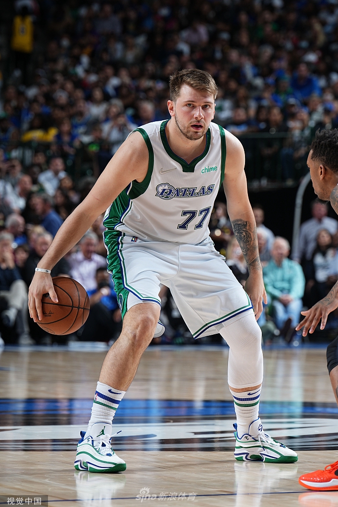 [NBA]湖人110-128独行侠 威少25+8