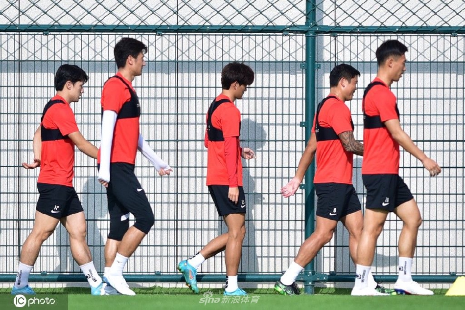 上海海港备战训练