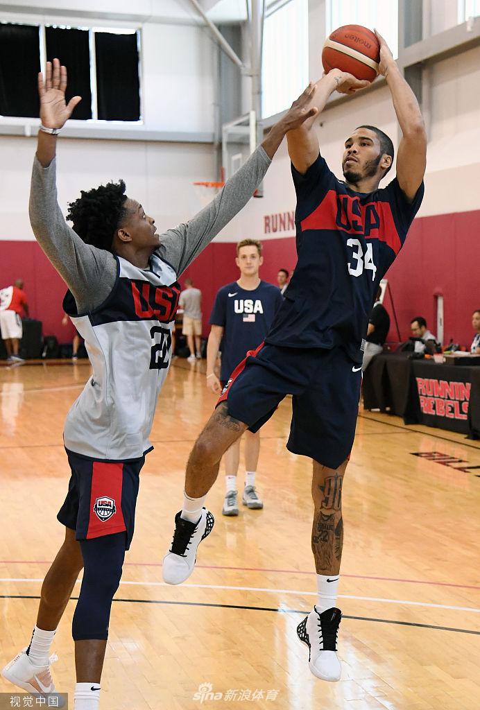 塔图姆单挑福克斯