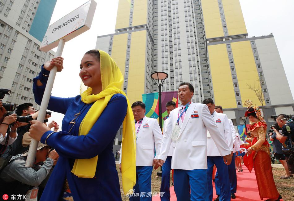 朝鲜选手升旗仪式激动落泪