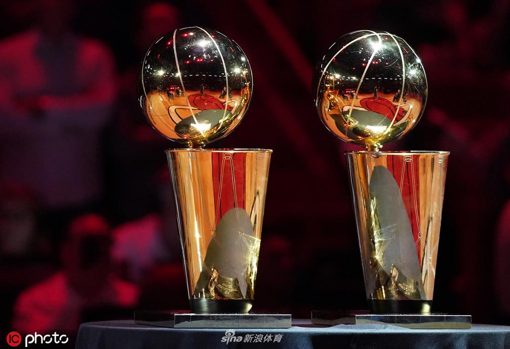 波什球衣退役仪式 龙王怒吼再现