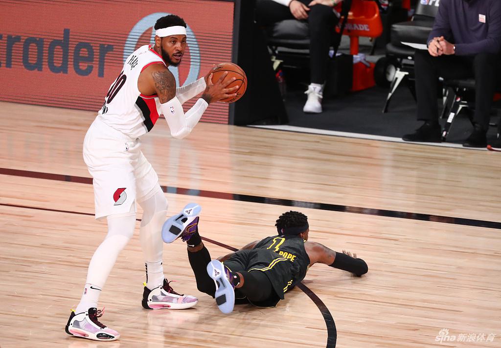 [NBA季后赛]湖人135-115开拓者 总分3-1