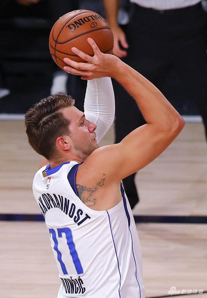 [NBA季后赛]独行侠110-118快船 总分0-1