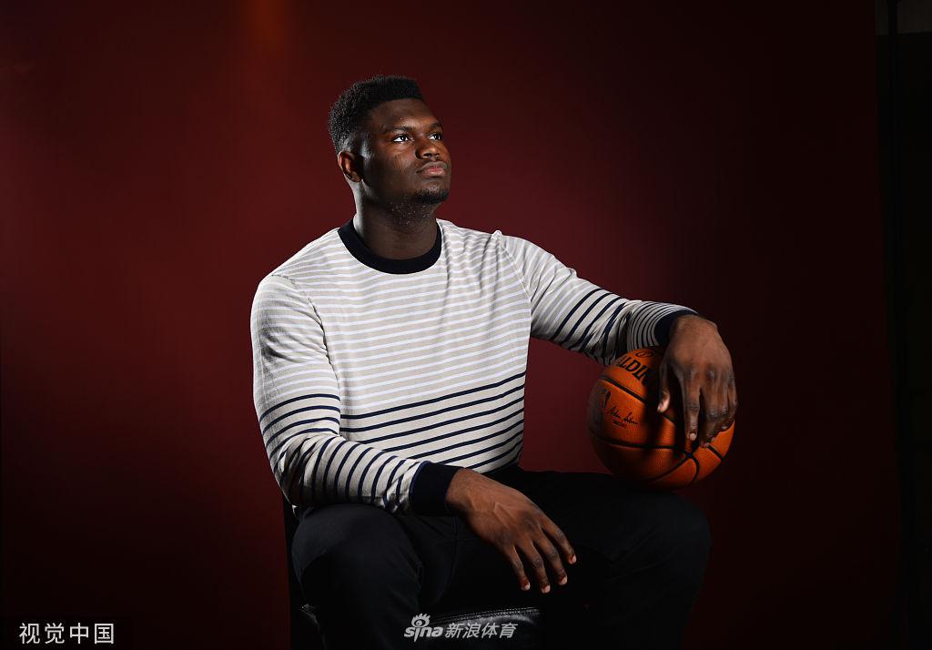 状元秀大热门锡安拍摄选秀写真 小霸王向NBA说你好！