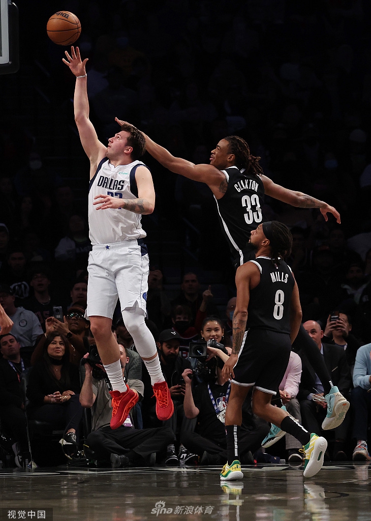 [NBA]独行侠113-111篮网 丁威迪绝杀