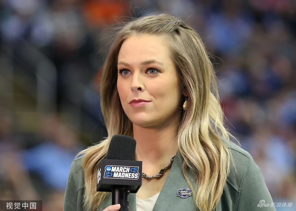 妇女能顶半边天！女记者实力与颜值并存