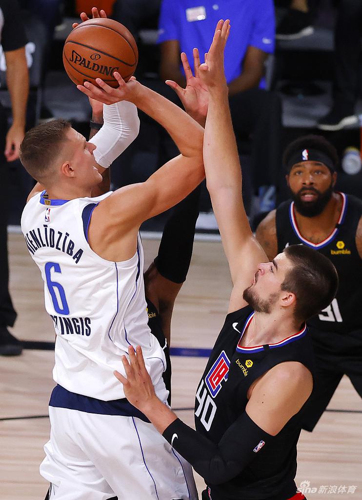 [NBA季后赛]独行侠110-118快船 总分0-1