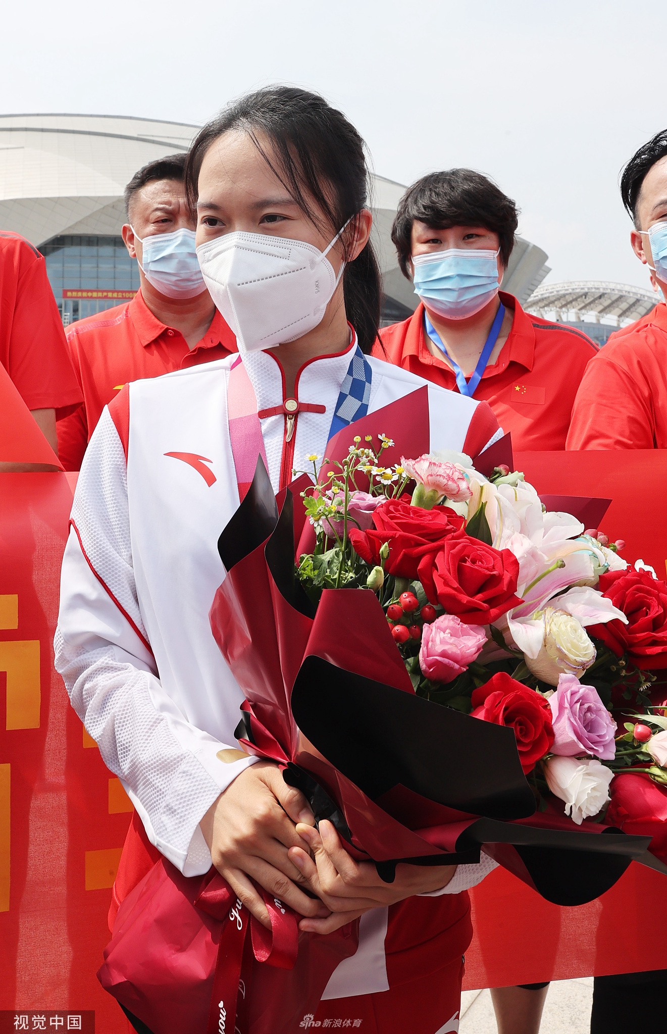 蹦床奥运冠军朱雪莹返回天津 开始备战全运会