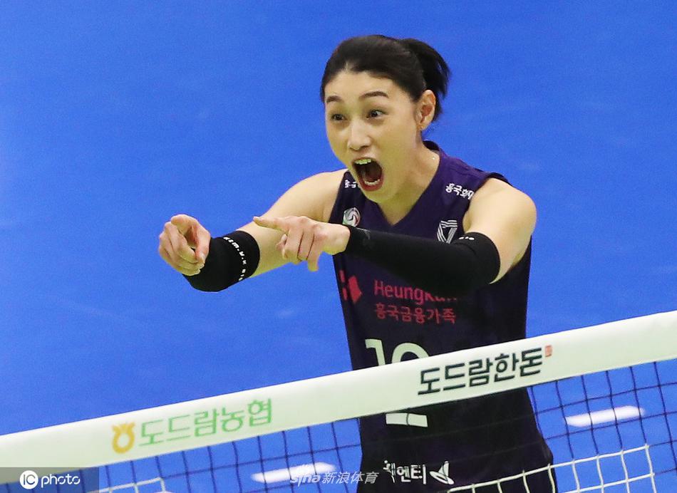 韩国女排联赛兴国生命豪取四连胜 金软景独得26分