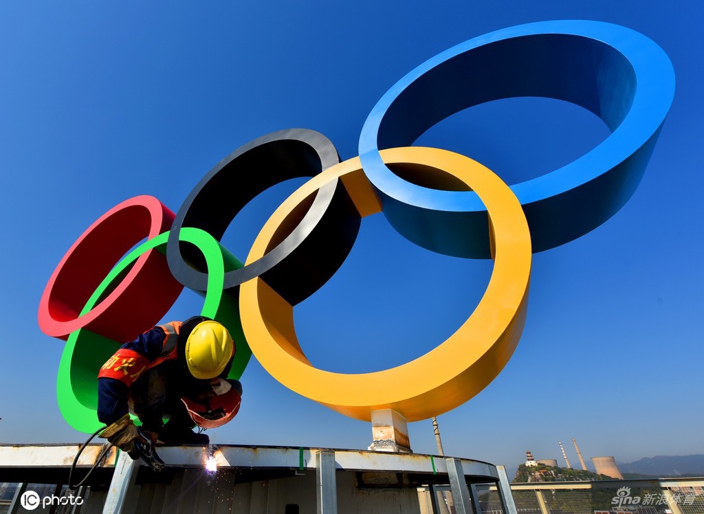 奥运五环标识喜迎冬奥倒计时100天