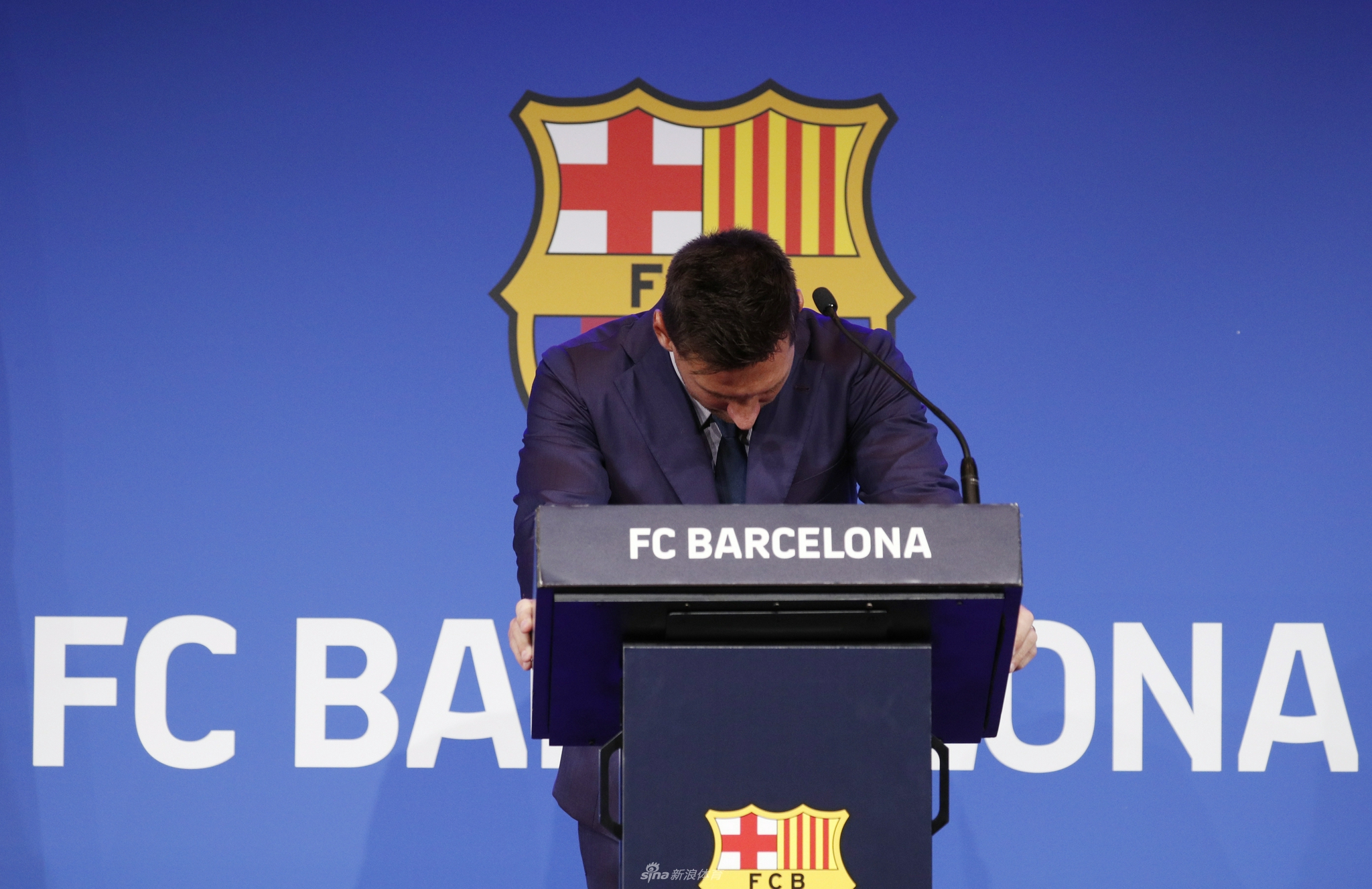 梅西洒泪告别发布会：要和这的一切告别