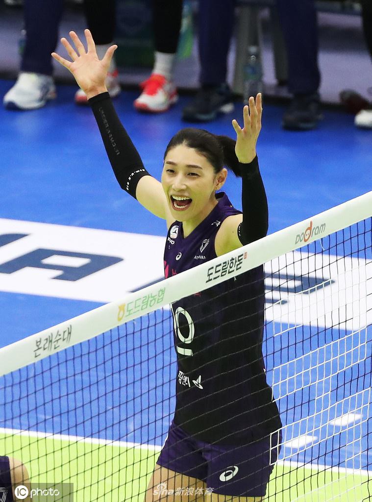 韩国女排联赛兴国生命豪取四连胜 金软景独得26分
