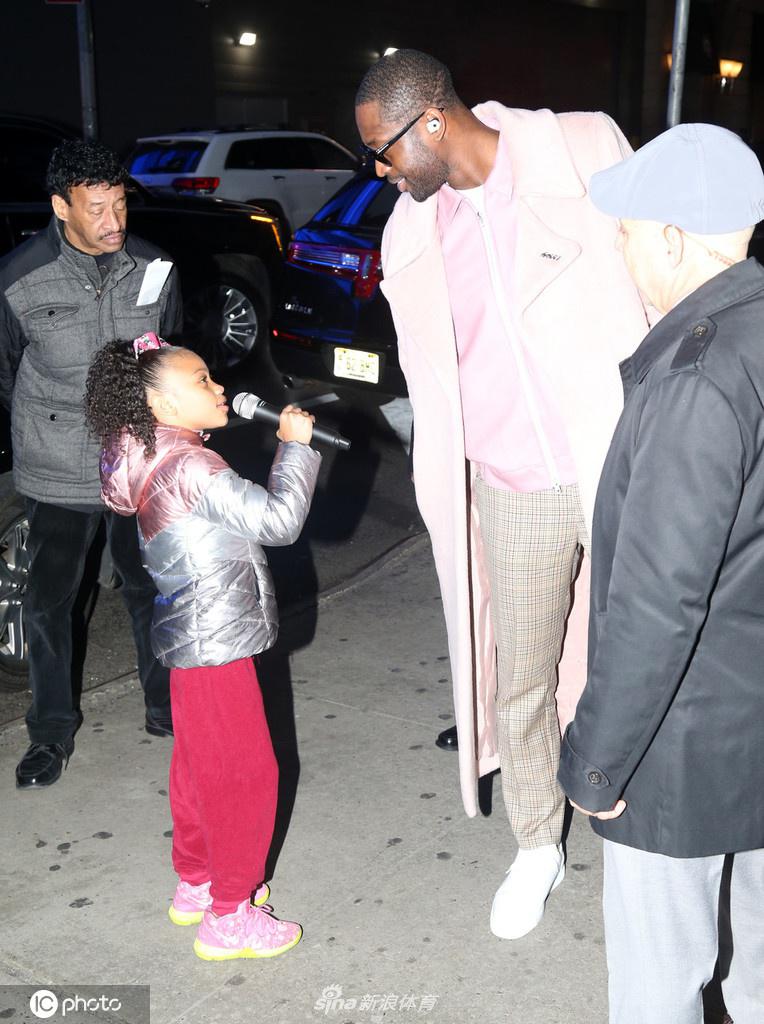 韦德前往录制《早安美国》节目