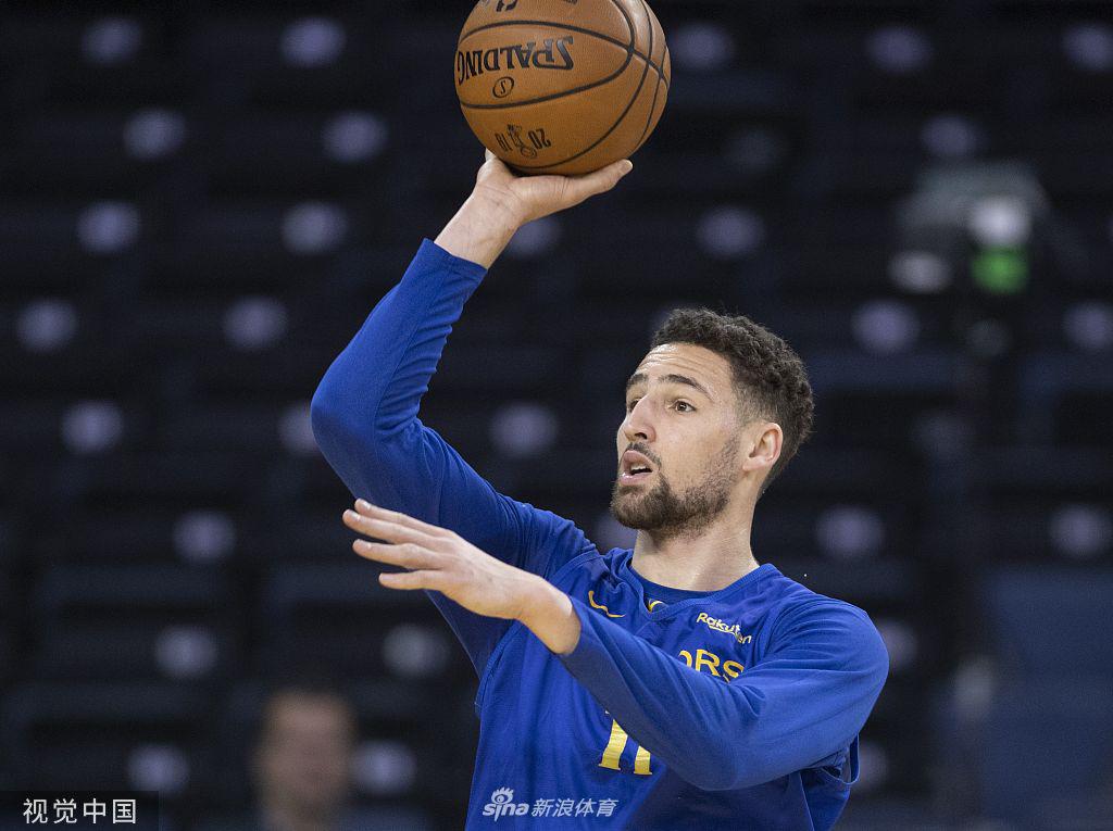 勇士训练备战第6场 气氛轻松KD伤情未见消极影响