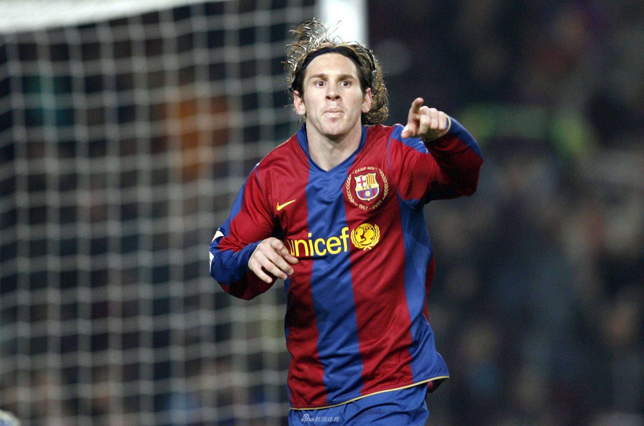 巴萨官宣梅西正式离队 结束21年巴萨生涯