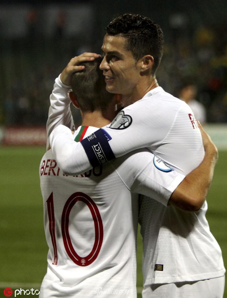 [欧预赛]立陶宛1-5葡萄牙 C罗上演大四喜