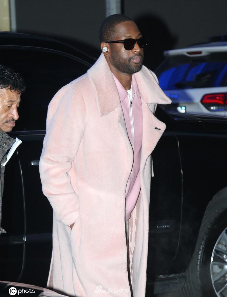 韦德前往录制《早安美国》节目